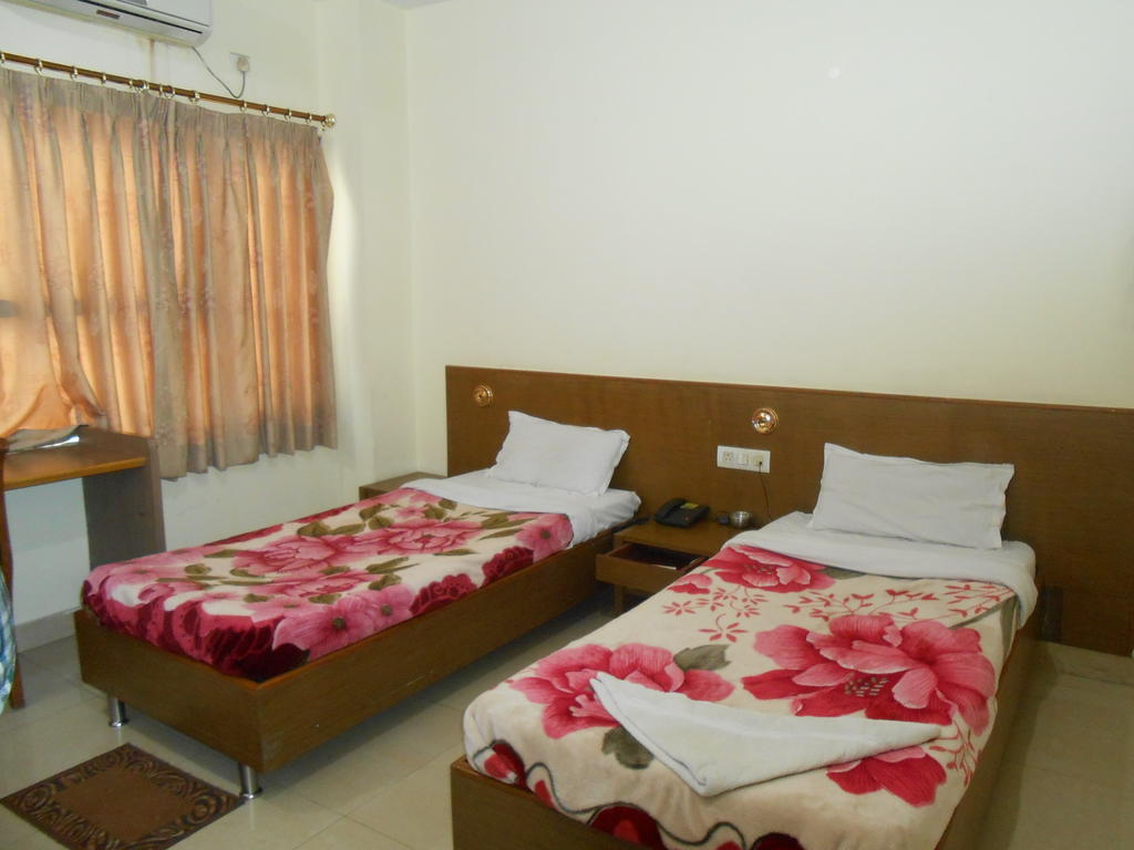 Hotel Fame City Guwahati Exterior foto