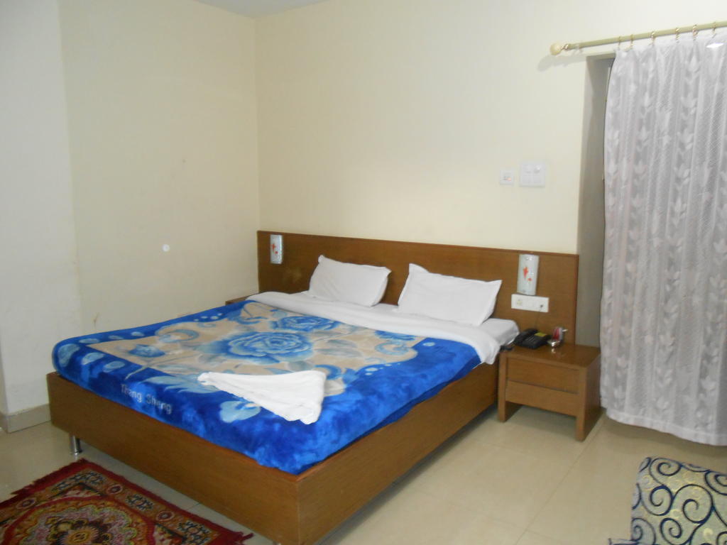 Hotel Fame City Guwahati Zimmer foto