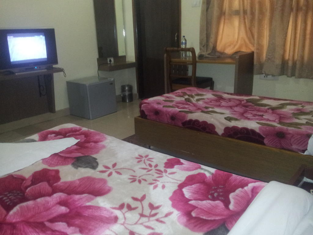 Hotel Fame City Guwahati Zimmer foto